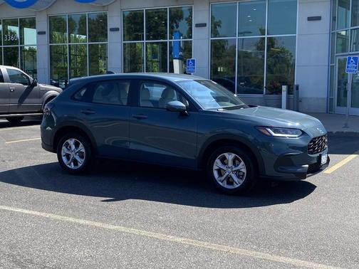2025 Honda HR-V LX