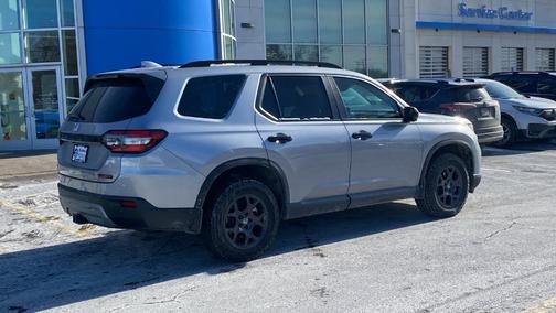 2025 Honda Pilot TrailSport