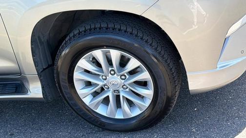 Atomic Silver 2021 Lexus GX 460 Base