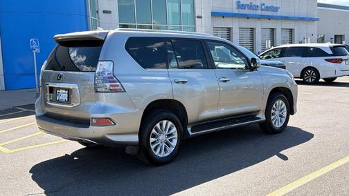Atomic Silver 2021 Lexus GX 460 Base