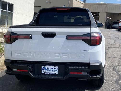 2025 Hyundai SANTA CRUZ SE