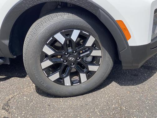 2025 Hyundai SANTA CRUZ SE