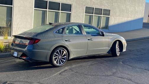 2023 Hyundai SONATA Limited