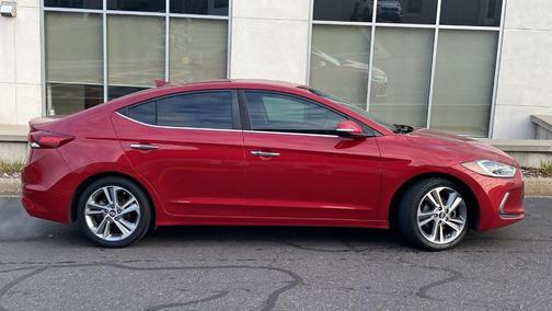 2017 Hyundai ELANTRA Limited