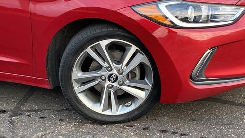 2017 Hyundai ELANTRA Limited