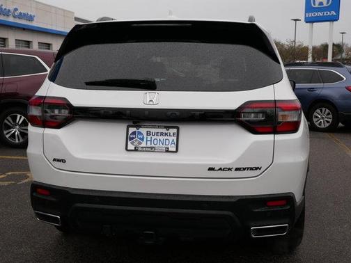 2025 Honda Pilot Black Edition