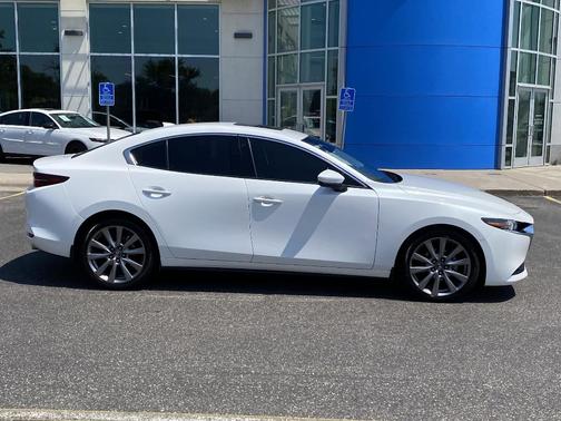 2019 Mazda Mazda3 FWD w/Premium Package