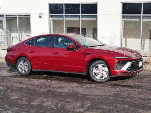 2025 Hyundai SONATA SE