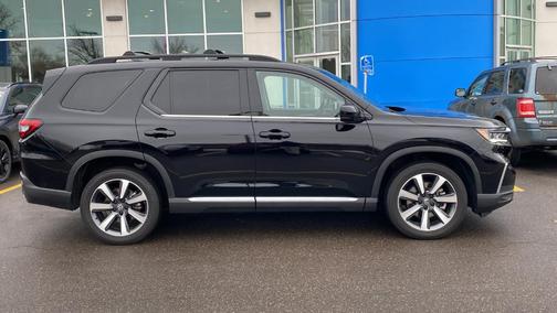 2025 Honda Pilot Elite