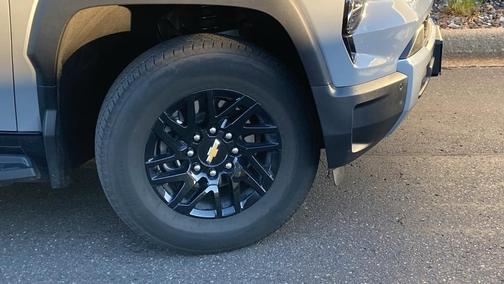 2025 Chevrolet Silverado EV LT