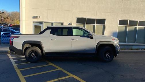 2025 Chevrolet Silverado EV LT
