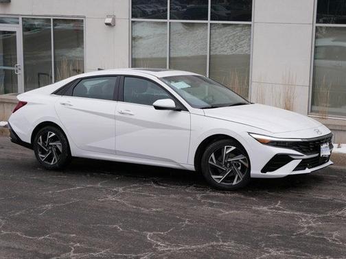 2025 Hyundai ELANTRA SEL Convenience