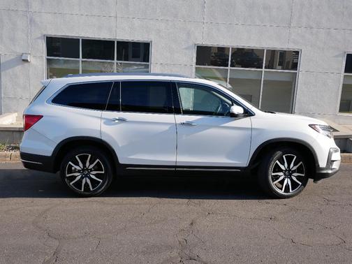 2022 Honda Pilot Elite