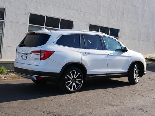 2022 Honda Pilot Elite