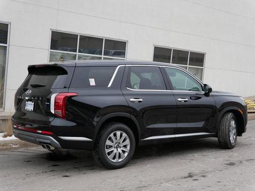 2025 Hyundai PALISADE SE