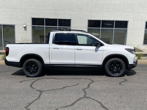 2025 Honda Ridgeline Black Edition