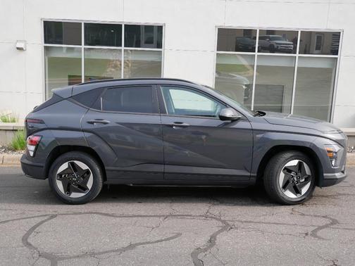 2024 Hyundai KONA EV SEL