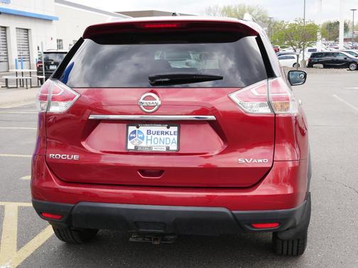 2015 Nissan Rogue SV