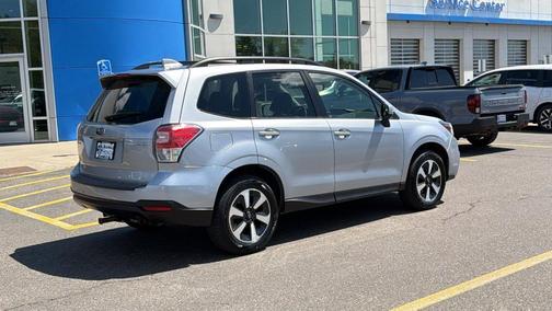 Ice Silver Metallic 2018 Subaru Forester 2.5i Premium