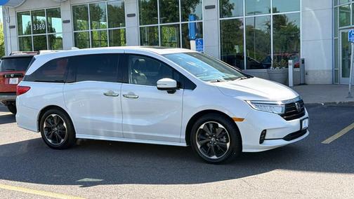 Platinum White Pearl 2024 Honda Odyssey Elite