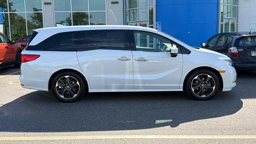Platinum White Pearl 2024 Honda Odyssey Elite