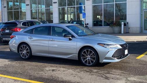 2022 Toyota Avalon Touring
