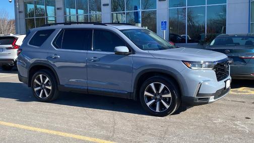 2025 Honda Pilot Touring