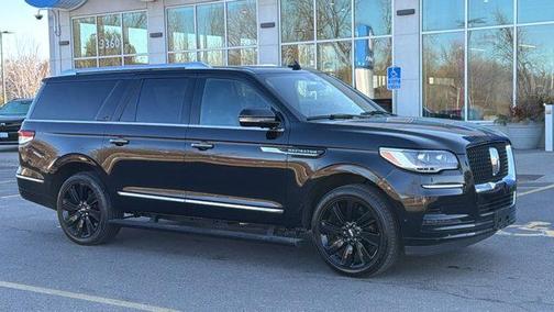 Black 2022 Lincoln Navigator L Reserve