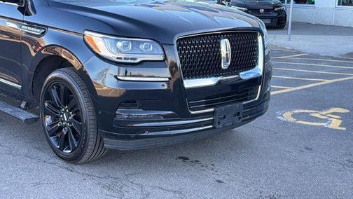 Black 2022 Lincoln Navigator L Reserve