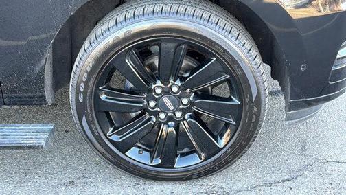 Black 2022 Lincoln Navigator L Reserve