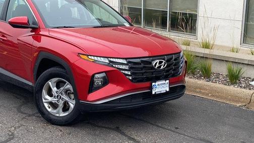 2023 Hyundai TUCSON SE