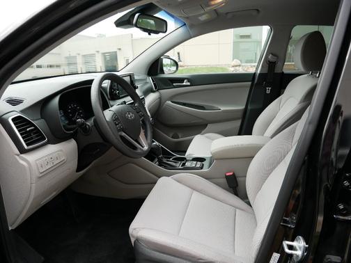 2021 Hyundai TUCSON SEL