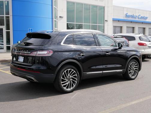 2019 Lincoln Nautilus Reserve