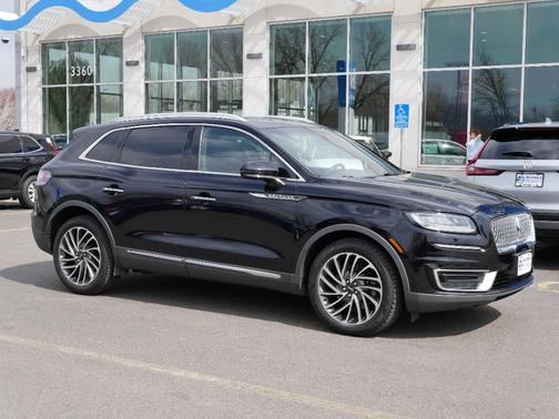 2019 Lincoln Nautilus Reserve