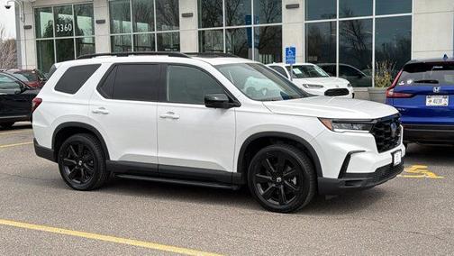 Platinum White Pearl 2025 Honda Pilot Black Edition