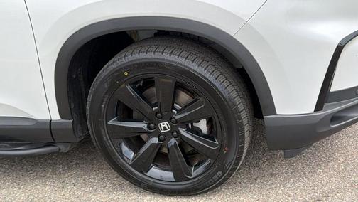 Platinum White Pearl 2025 Honda Pilot Black Edition