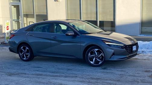 2023 Hyundai ELANTRA Limited