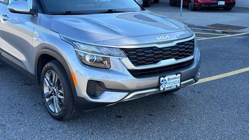 Steel Gray 2023 Kia Seltos LX
