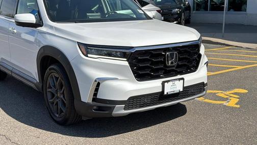 Platinum White Pearl 2023 Honda Pilot Elite
