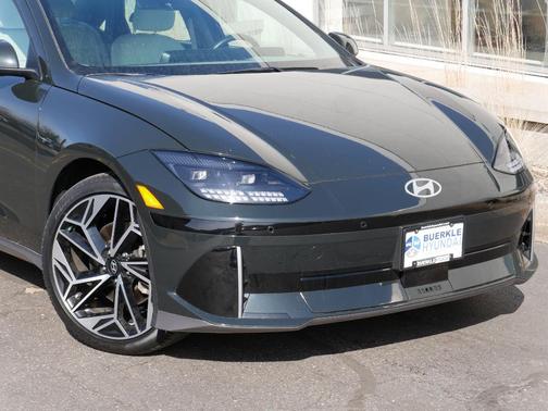 2023 Hyundai IONIQ 6 SEL