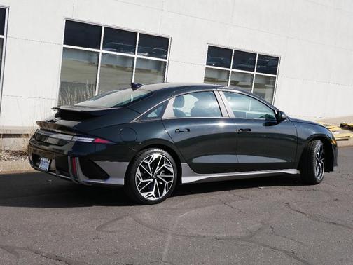 2023 Hyundai IONIQ 6 SEL