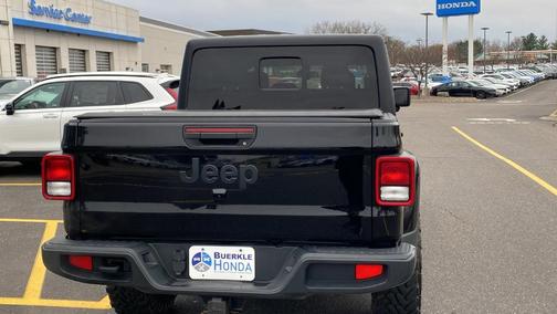 2022 Jeep Gladiator Sport