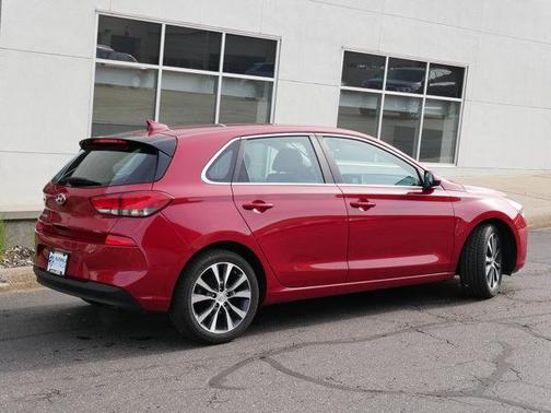 2018 Hyundai Elantra GT Base