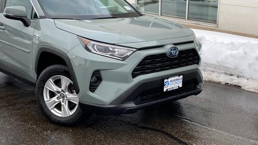 2019 Toyota RAV4 Hybrid XLE