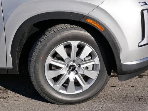 2025 Hyundai PALISADE SE