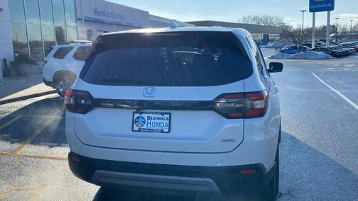 2023 Honda Pilot EX-L 8-Passenger