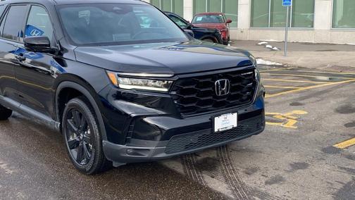 2025 Honda Pilot Black Edition