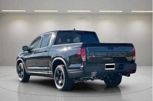 Crystal Black 2026 Honda Ridgeline Black Edition