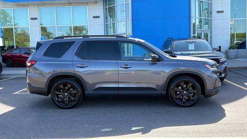 Modern Steel Metallic 2025 Honda Pilot Black Edition