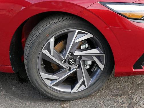2025 Hyundai ELANTRA HEV Limited